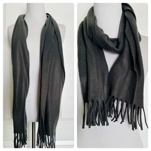 Los Angeles Boutique Kids Cozy Soft Gray Fleece Scarf Fringe Winter Warm NEW